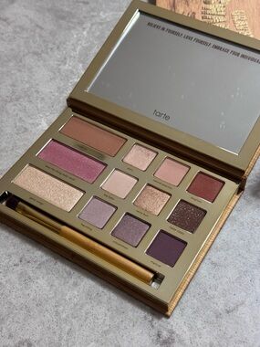 Tarte Eyeshadow Palette — Swamp Queen 💕
